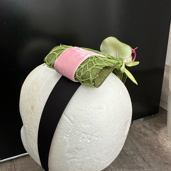 Handmade Designer Fascinator Headband Black Green Pink Velvet Bow Floral Orchid - Picture 12 of 12